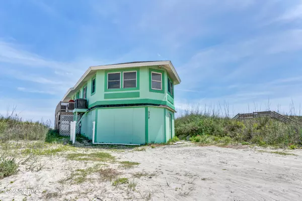 North Topsail Beach, NC 28460,538 Ocean DR