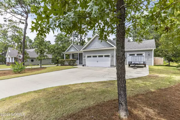 Southport, NC 28461,433 Crestview DR