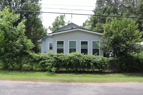 Clarkton, NC 28433,161 W Hester ST