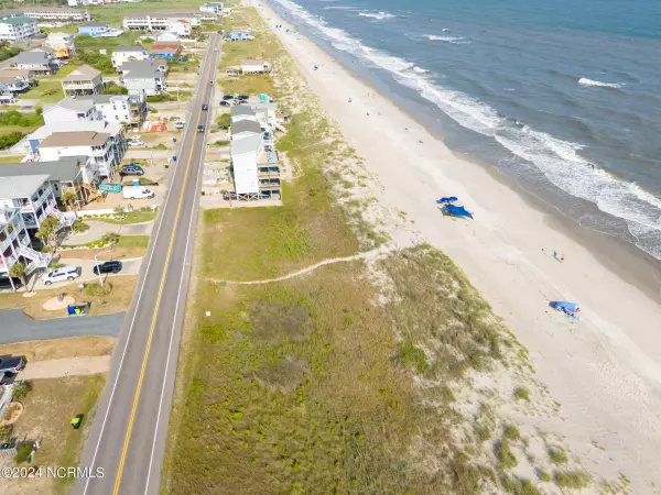 Oak Island, NC 28465,5215-5217 E Beach DR