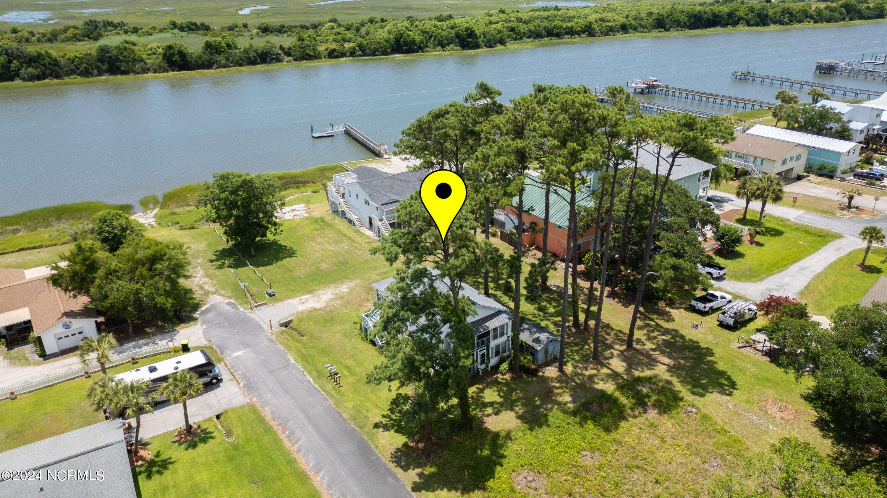 Ocean Isle Beach, NC 28469,2040 Wonderland ST SW