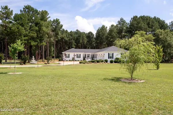 1408 Parker Memorial RD,  Clinton,  NC 28328