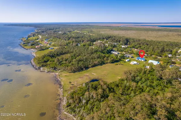 Cedar Island, NC 28520,2604 Cedar Island RD