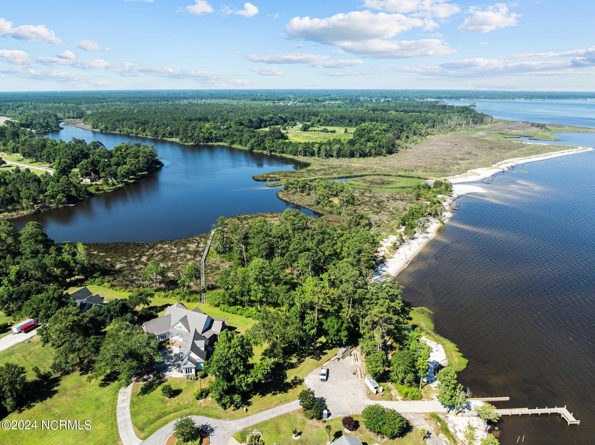Havelock, NC 28532,127 Moores Farm RD