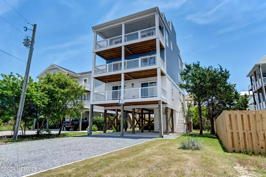 408 S Topsail DR, Surf City, NC 28445