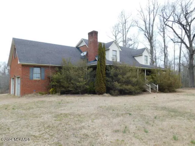 Grimesland, NC 27837,499 Bear Creek Road