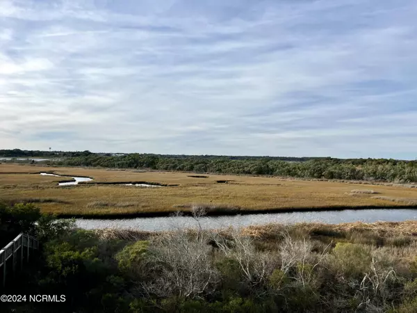 Surf City, NC 28445,811 N New River DR #A