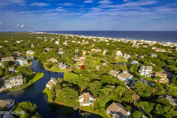 Emerald Isle, NC 28594,200 Pelican Point CT