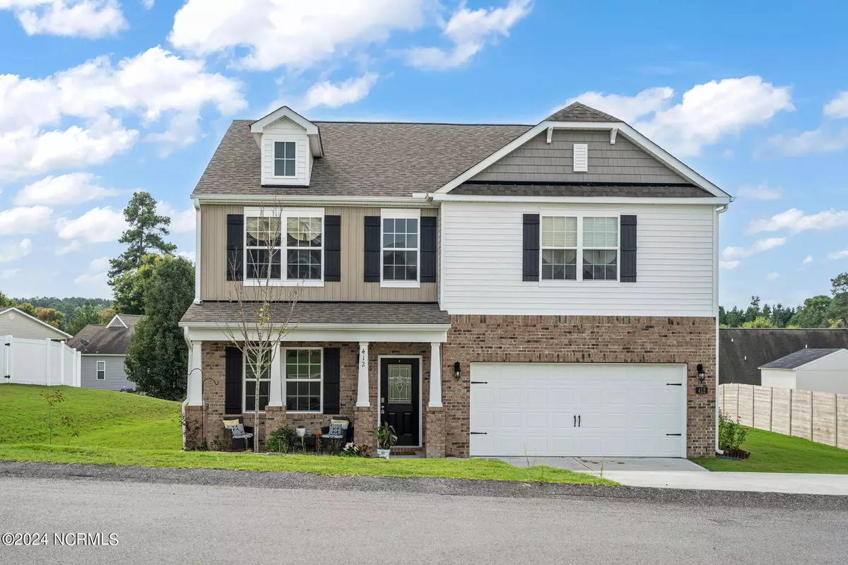 Carthage, NC 28327,412 Apricot LN