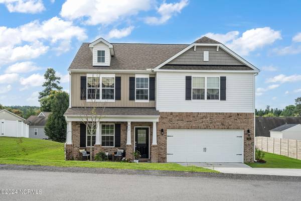 412 Apricot LN, Carthage, NC 28327