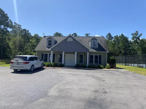 Oriental, NC 28571,281 Winding Creek DR