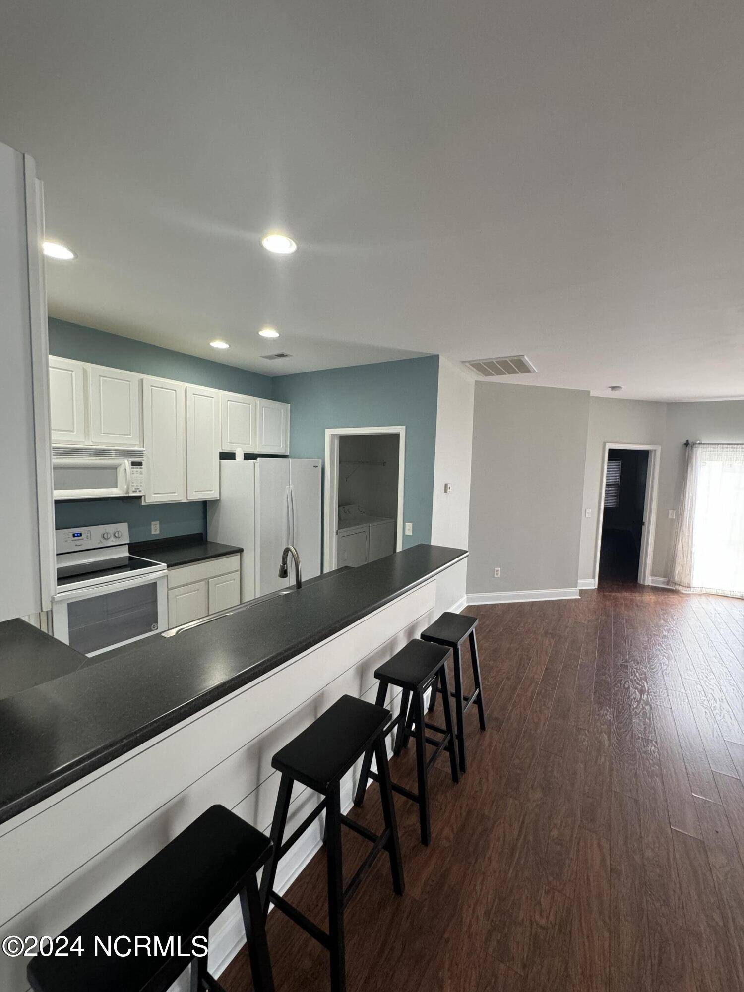Southport, NC 28461,4918 Dreamweaver CT #Unit 6