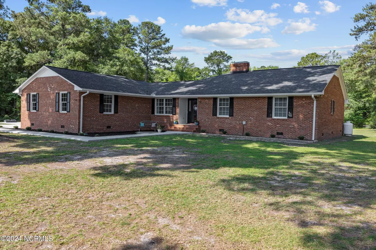 Trenton, NC 28585,361 Henderson RD