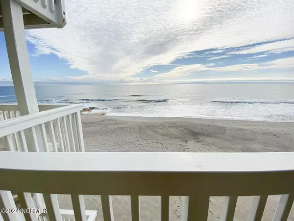 Kure Beach, NC 28449,2120 Surfrider CT