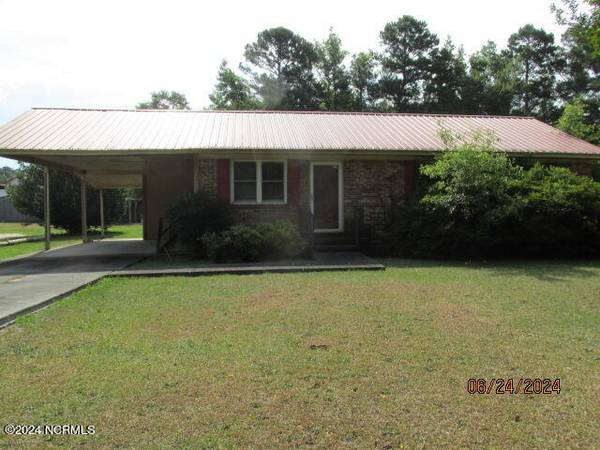 534 Lark AVE, Lumberton, NC 28358