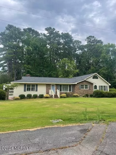 Robersonville, NC 27871,600 Dell ST