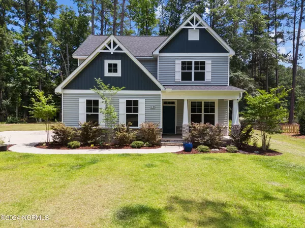 18 Fairway DR, Whispering Pines, NC 28327