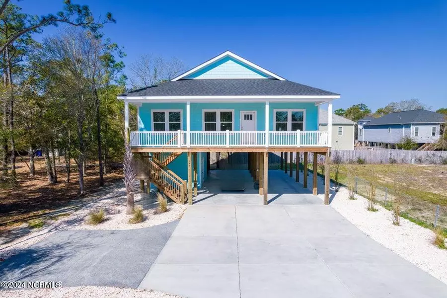 132 NW 23rd ST, Oak Island, NC 28465