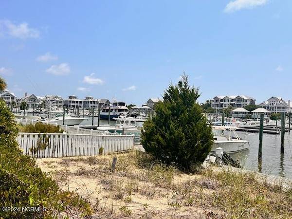 Bald Head Island, NC 28461,215 Row Boat