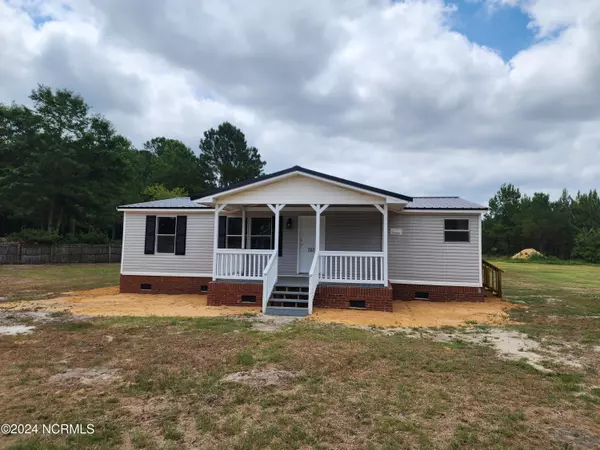 567 Davis RD, Garland, NC 28441