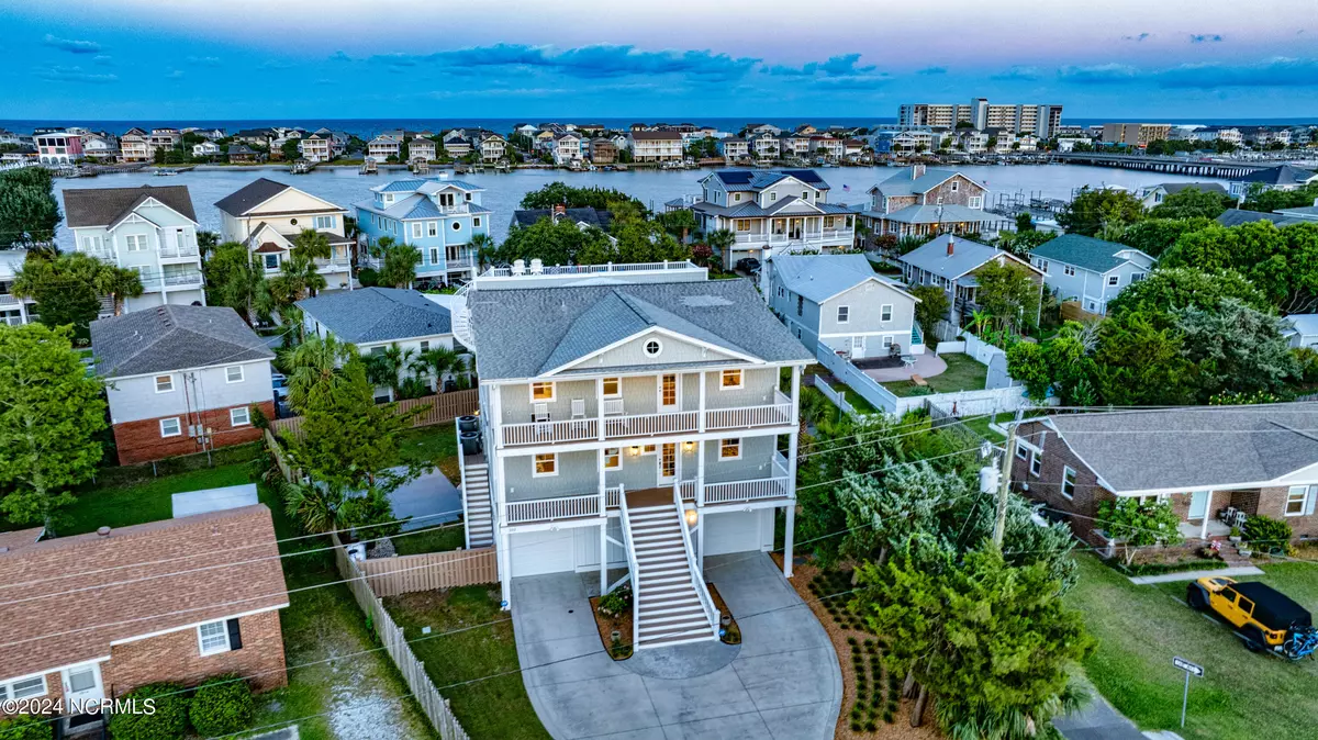 Wrightsville Beach, NC 28480,202 Coral DR