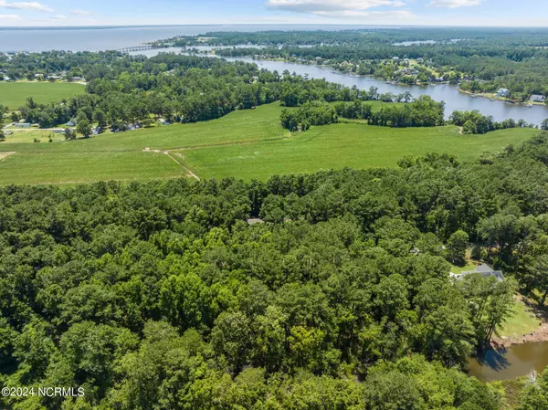 Oriental, NC 28571,806 Sail Haven DR