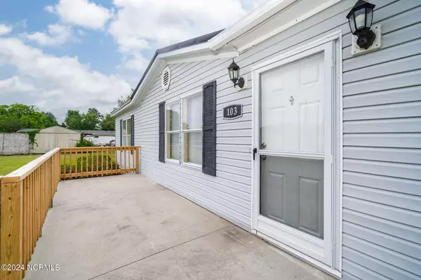 Beaufort, NC 28516,103 Johnathan CT