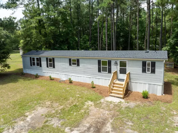 1386 Stanley Road SW, Supply, NC 28462