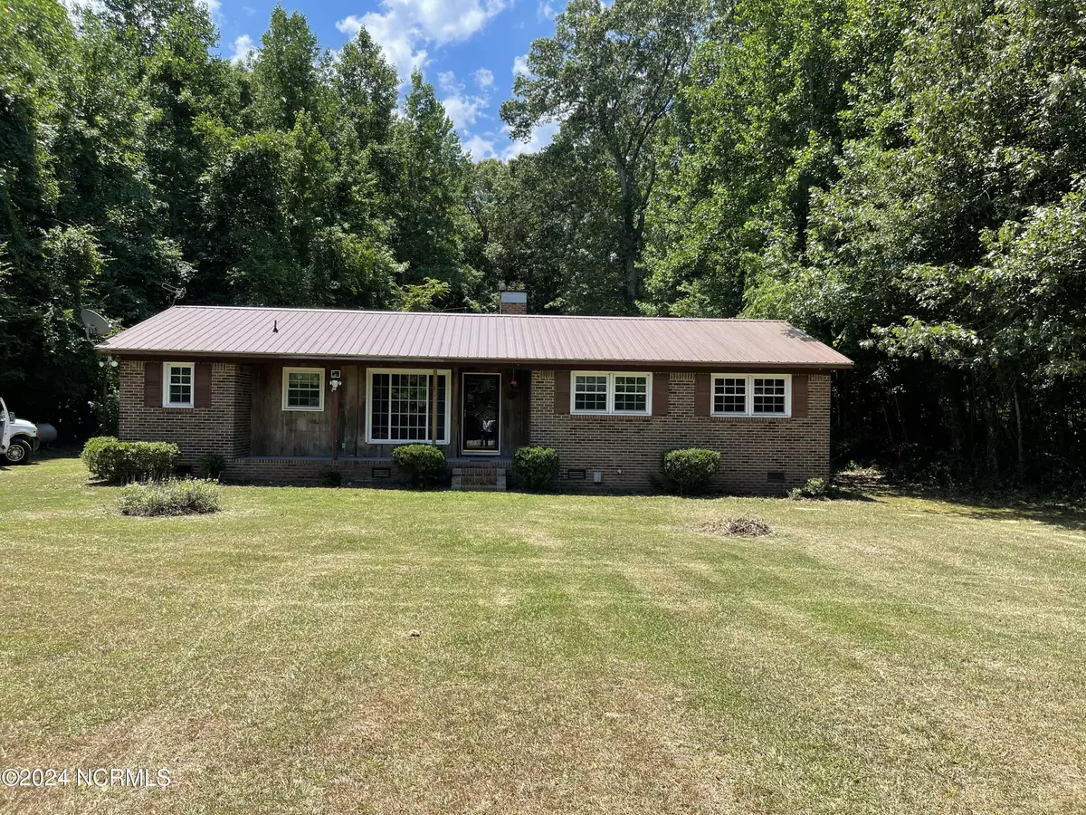 Roper, NC 27970,600 Mallard DR