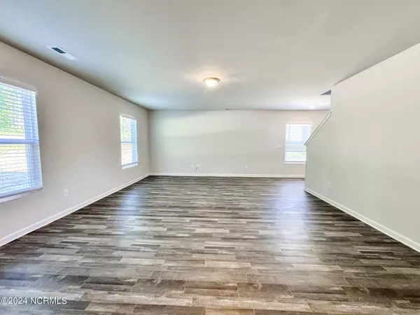 Henderson, NC 27537,378 E Waycliff RD