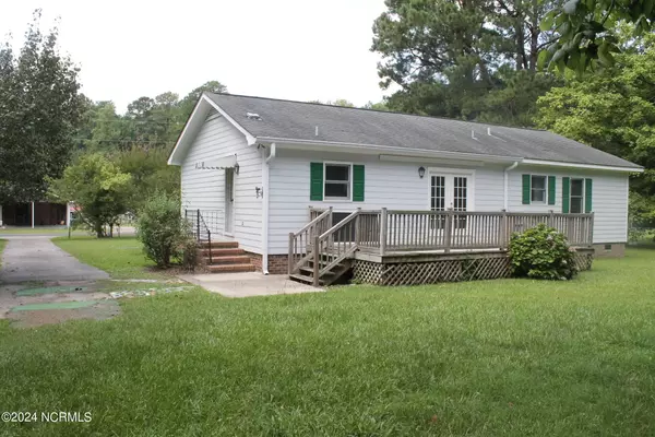 Whiteville, NC 28472,520 Sunset TER