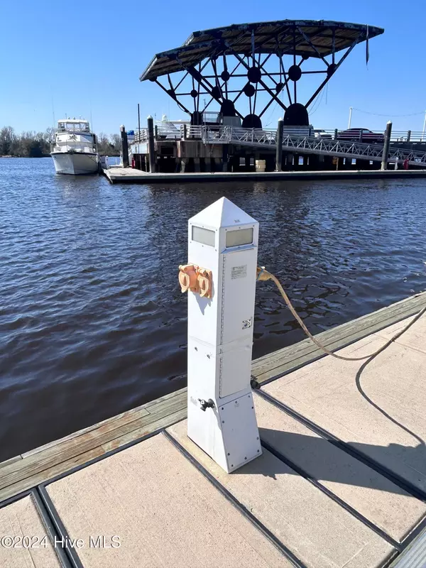 Wilmington, NC 28401,10 Harnett ST #D 22