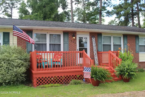 Havelock, NC 28532,108 Pinecone LN