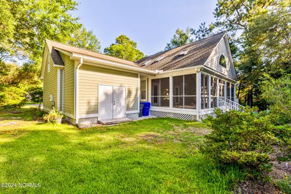 Southport, NC 28461,5110 Prices Creek DR