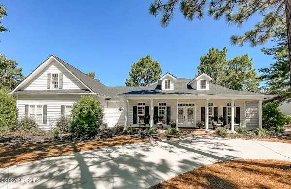 Pinehurst, NC 28374,985 Diamondhead DR S