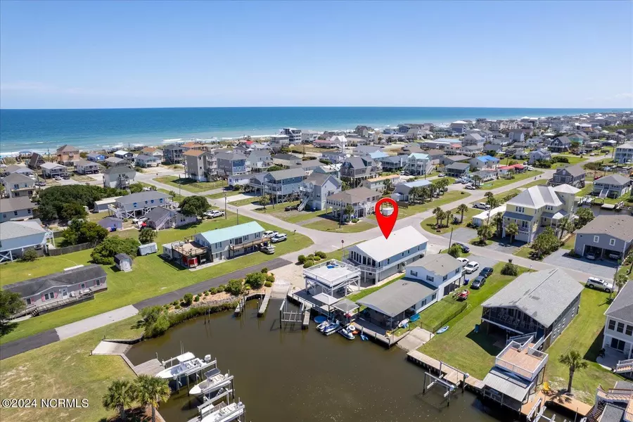 6016 6th ST, Surf City, NC 28445