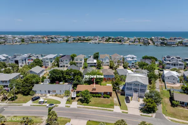 Wrightsville Beach, NC 28480,204 Coral DR