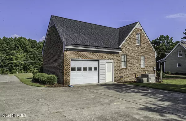 Rocky Mount, NC 27804,2370 N Old Carriage RD