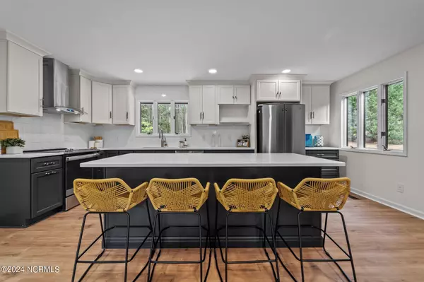 Pinehurst, NC 28374,4 Holly Knoll