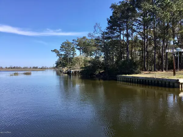 Oak Island, NC 28465,5604 E Yacht DR