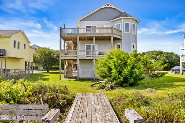 139 Old Village Lane, North Topsail Beach, NC 28460