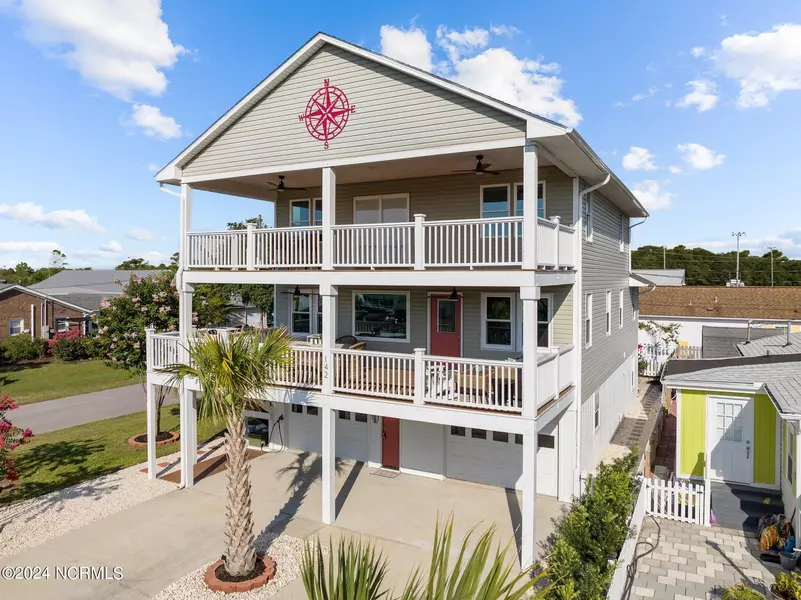 142 S Sixth AVE, Kure Beach, NC 28449