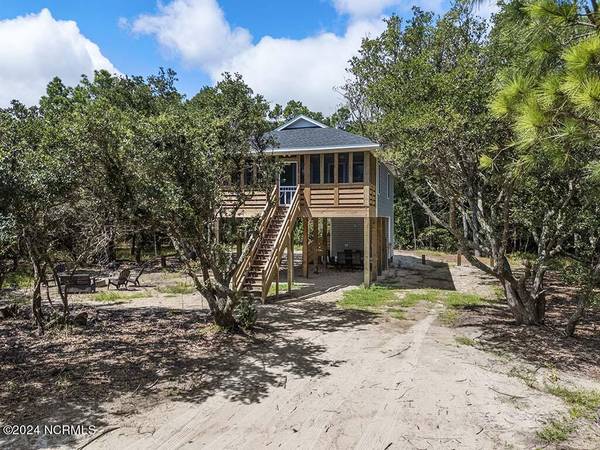 2360 Ocean Sands RD, Corolla, NC 27927