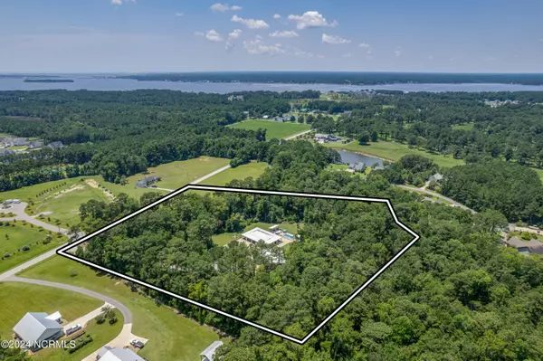 216 W Firetower RD, Swansboro, NC 28584