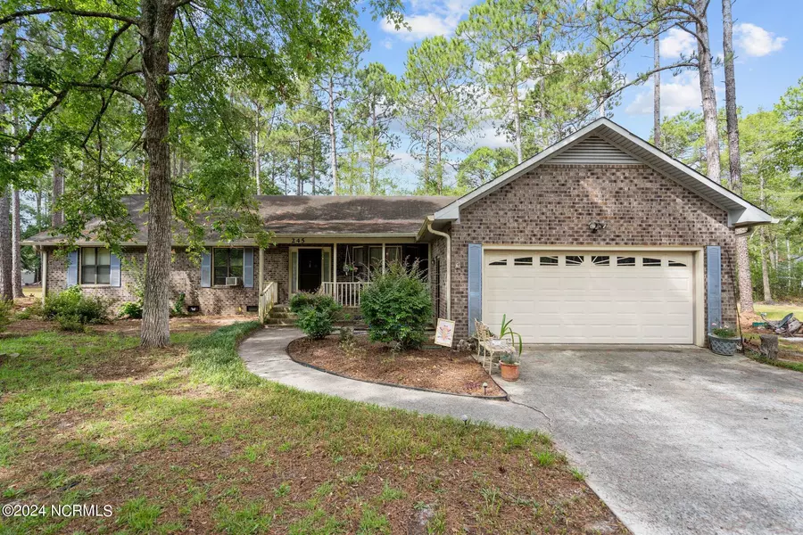 245 Boundary Loop RD NW, Calabash, NC 28467