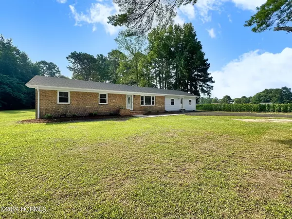 880 Shillingtown RD, Elizabeth City, NC 27909