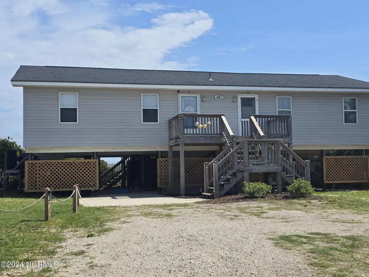 Emerald Isle, NC 28594,607 Emerald DR E