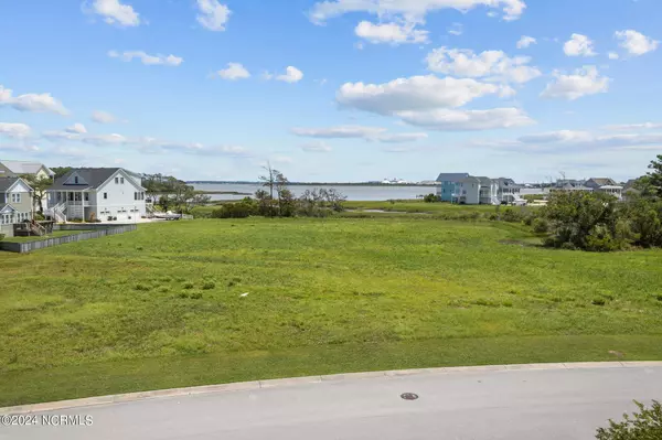 Morehead City, NC 28557,1305 Lantern WAY