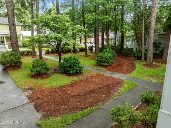 Washington, NC 27889,722 W 2nd ST