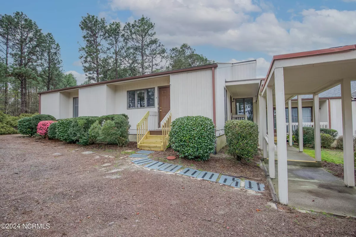 Whispering Pines, NC 28327,40 Martin DR #A